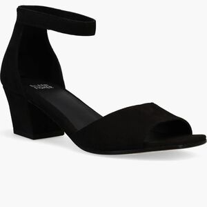 Nwob Eileen Fisher ankle strap sandals 5
